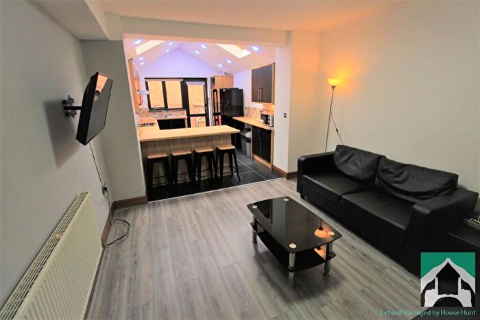 5 Bedroom Terraced House To Rent In Hubert Road, Birmingham, B29