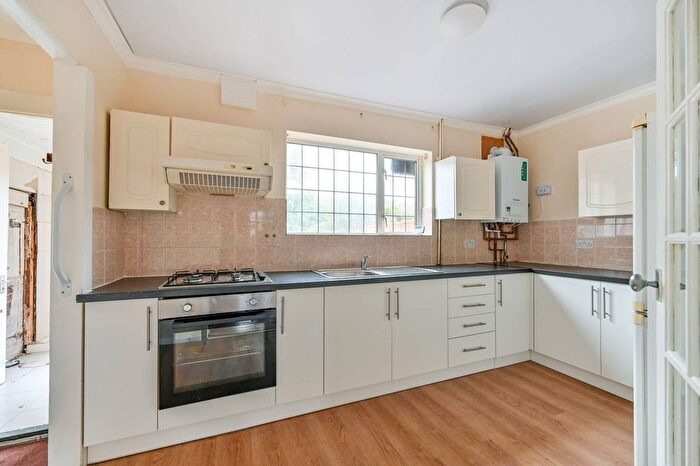 3 Bedroom Semi-Detached House To Rent In Swan Road, Hanworth, Feltham, TW13