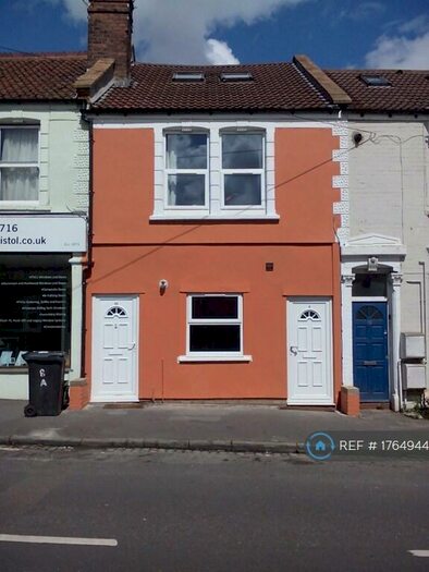 3 Bedroom Maisonette To Rent In Ashley Down Road, Bristol, BS7