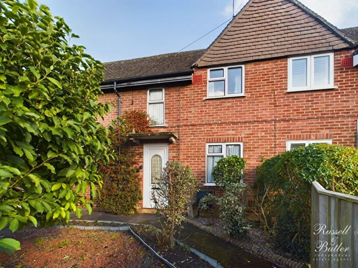 3 Bedroom Semi-Detached House For Sale In New Street, Tingewick, Buckingham, MK18