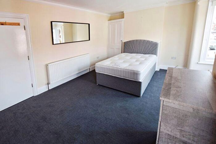 1 Bedroom House Of Multiple Occupation To Rent In Campbell Road, Bedford, MK40