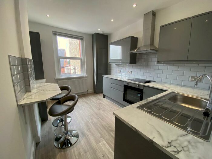 1 Bedroom Apartment To Rent In Merthyr Road, Whitchurch, Cardiff, CF14