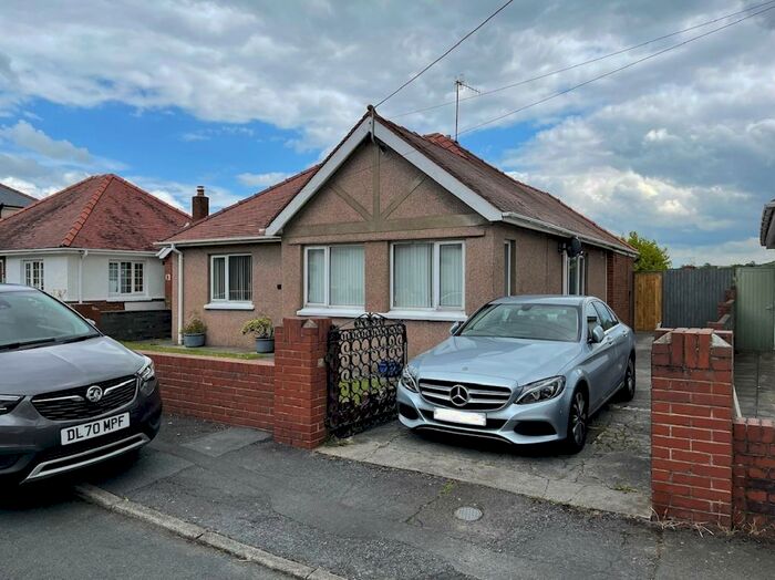 3 Bedroom House To Rent In Gordon Road, Llanelli, Carmarthenshire, SA14