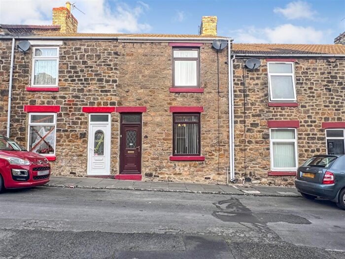 3 Bedroom Terraced House For Sale In South Street, Spennymoor, DL16