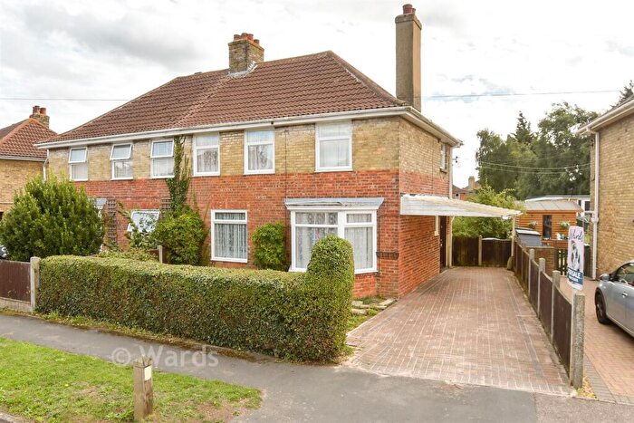 3 Bedroom Semi-Detached House For Sale In St. John's Road, Elvington, Dover, Kent, CT15