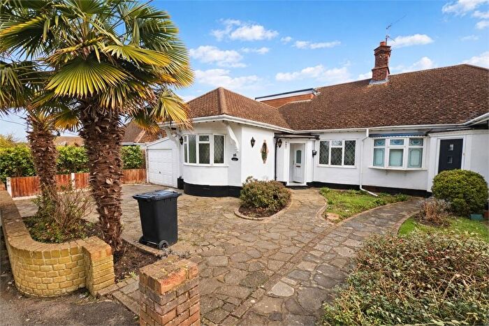 4 Bedroom Semi-Detached Bungalow To Rent In Ormonde Gardens, Leigh On Sea, Leigh On Sea, SS9