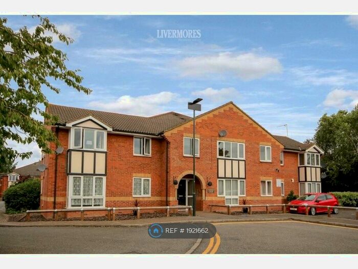 1 Bedroom Flat To Rent In Merton Court, Welling, DA16