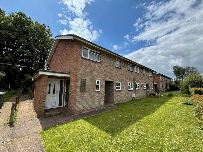 2 Bedroom Apartment To Rent In Wade Close, Aylsham, Norwich, NR11