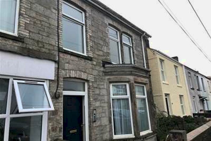 1 Bedroom Flat To Rent In St. Austell, PL25