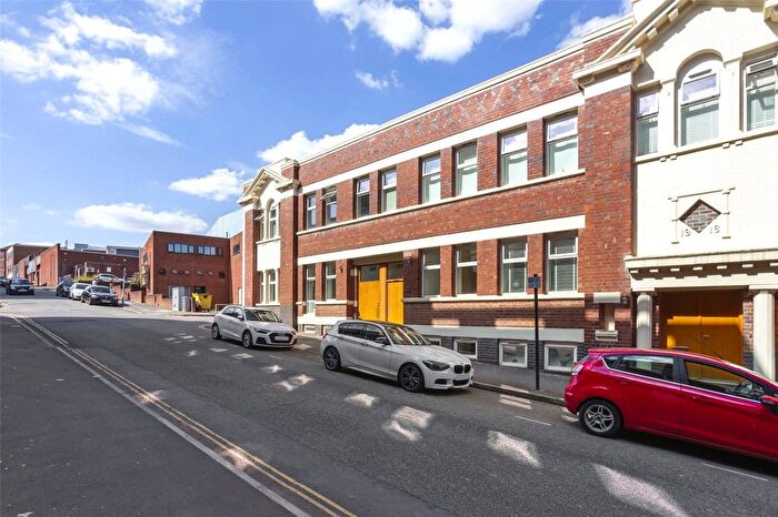 1 Bedroom Flat For Sale In Flat, Camden Street, Birmingham, West Midlands, B1