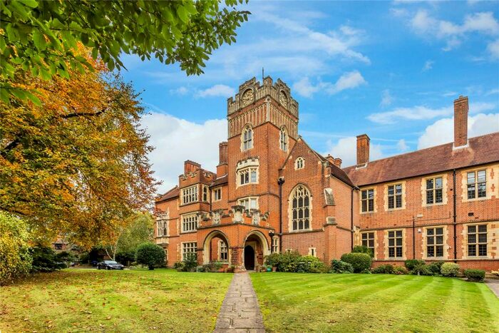 5 Bedroom Terraced House For Sale In Oldfield Wood, Maybury Hill, Woking, Surrey, GU22