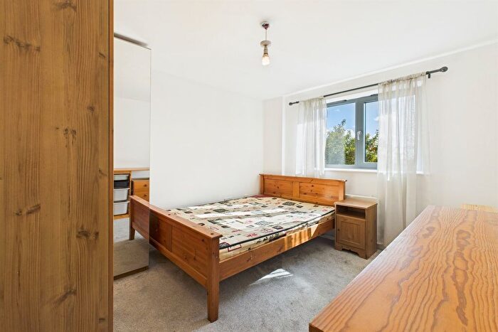 3 Bedroom Flat To Rent In Nonsuch House, Chapter Way, Colliers Wood, SW19