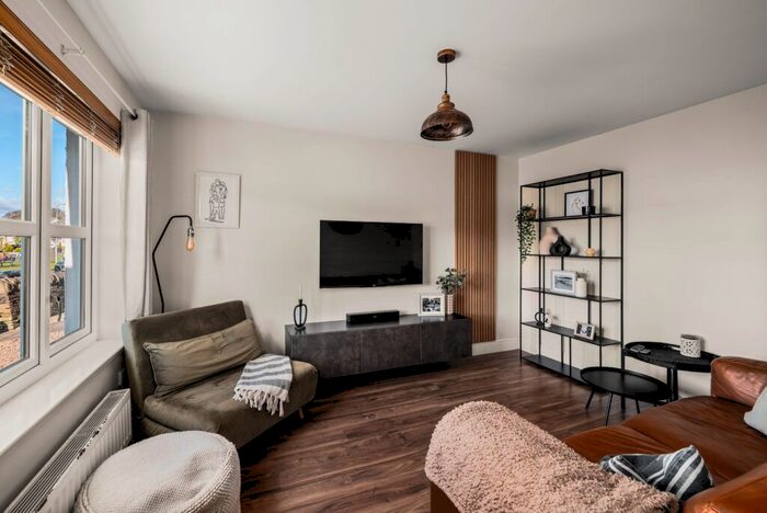 3 Bedroom Terraced House For Sale In Strathyre Avenue, Broughty Ferry, Dundee, DD5