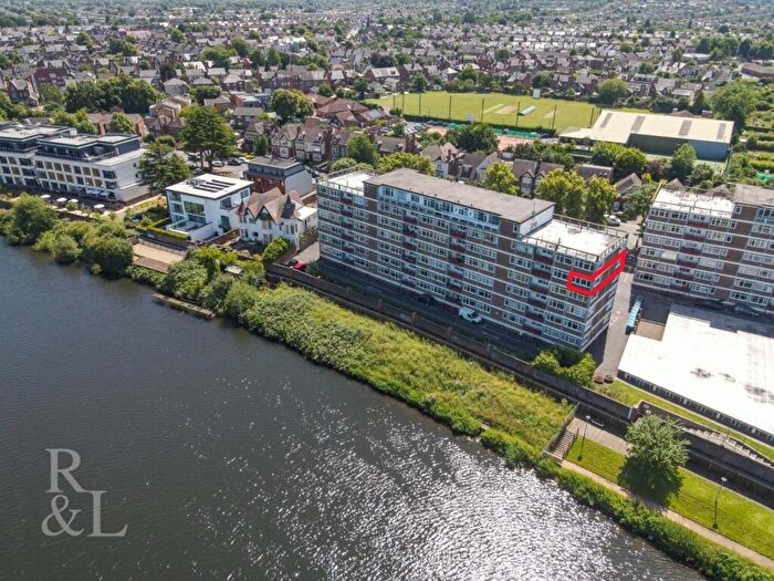 3 Bedroom Apartment For Sale In Wilford Lane, West Bridgford, Nottingham, NG2