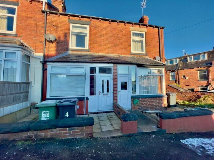 2 Bedroom Terraced House To Rent In Springfield Mount, Horsforth, Leeds, West Yorkshire, LS18