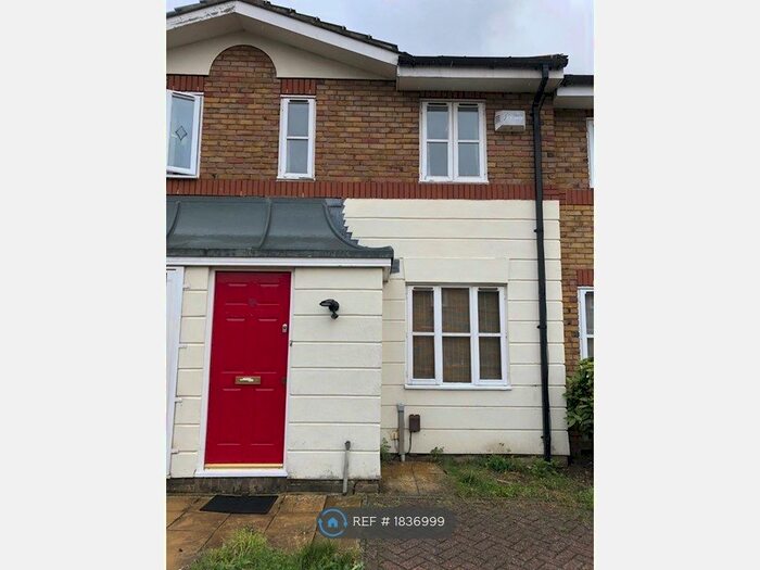 2 Bedroom Terraced House To Rent In Golden Plover Close, London, E16