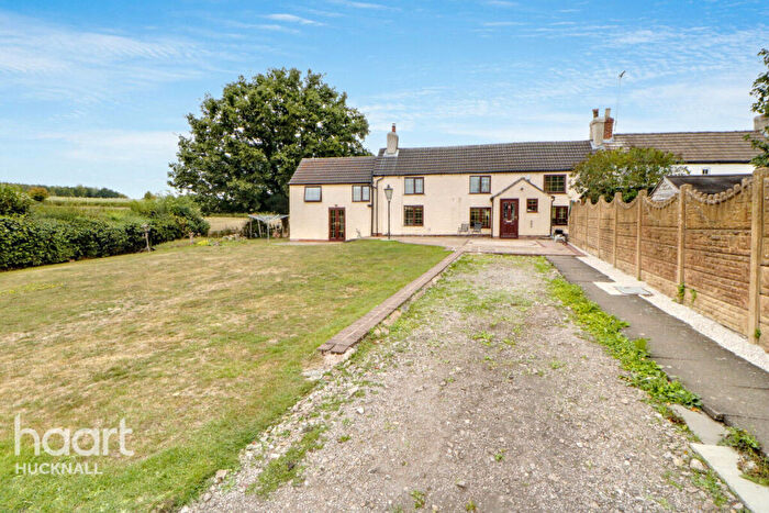 3 Bedroom Cottage For Sale In Mansfield Road, Nottingham, NG16