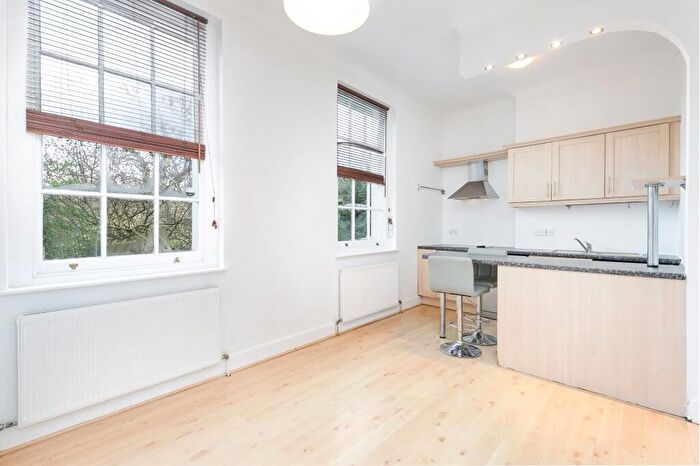 1 Bedroom Flat For Sale In Elderwood Place, West Norwood, London, SE27
