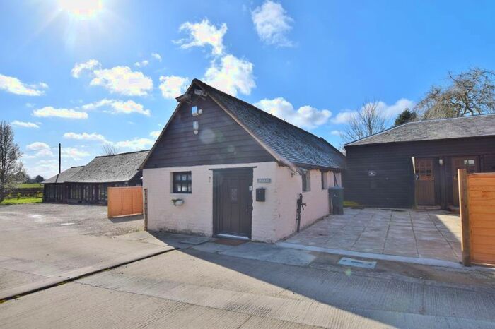1 Bedroom Barn Conversion To Rent In Waterperry, Oxford, OX33