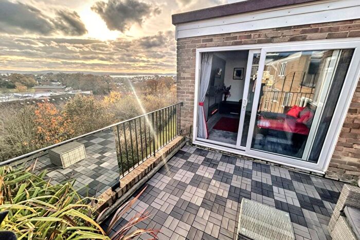 2 Bedroom Flat For Sale In Ashley Cross, BH14