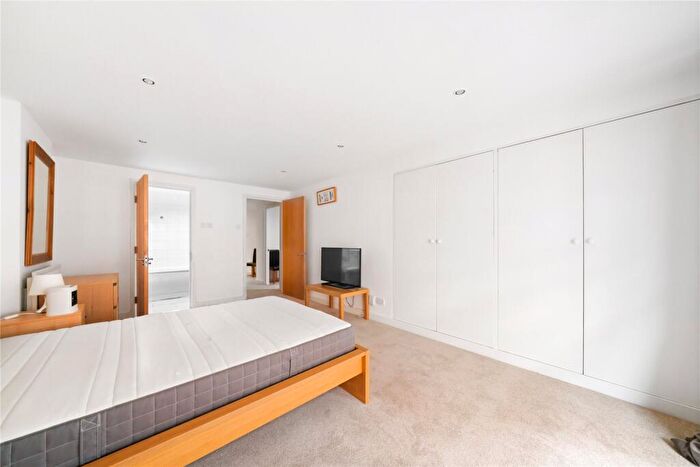 2 Bedroom Apartment To Rent In Britton Street, EC1M