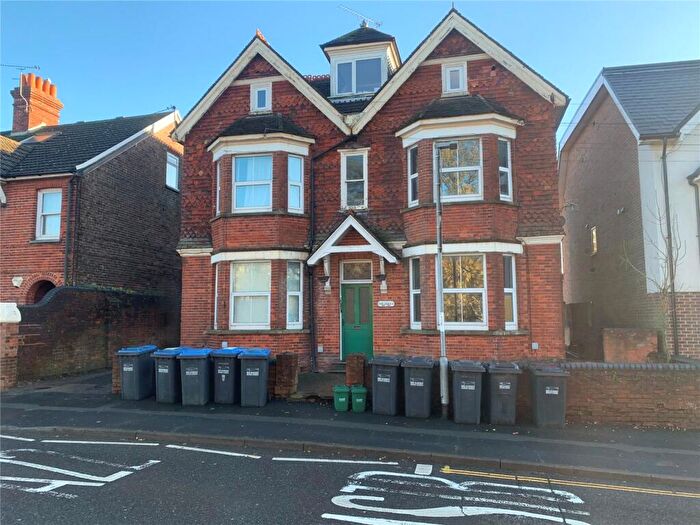 1 Bedroom Apartment For Sale In Station Road, East Grinstead, West Sussex, RH19