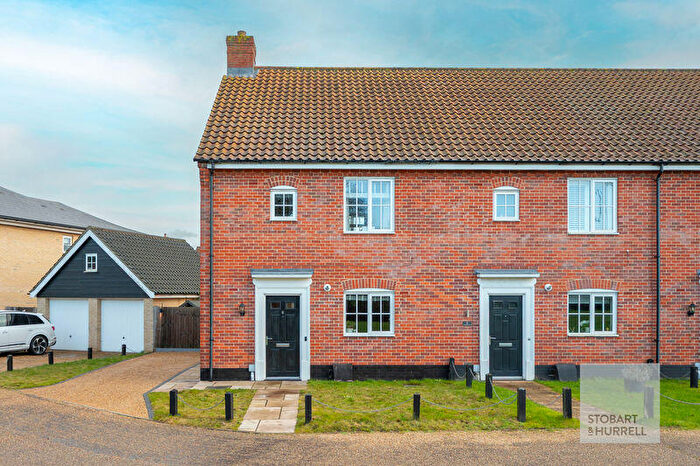 3 Bedroom Semi-Detached House For Sale In Christopher Way, Wroxham, Norfolk, NR12