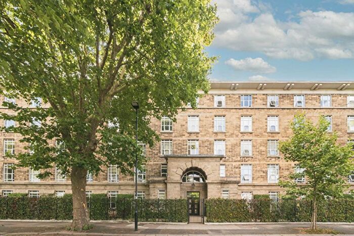 2 Bedroom Flat To Rent In Bromyard Avenue, Acton, W3