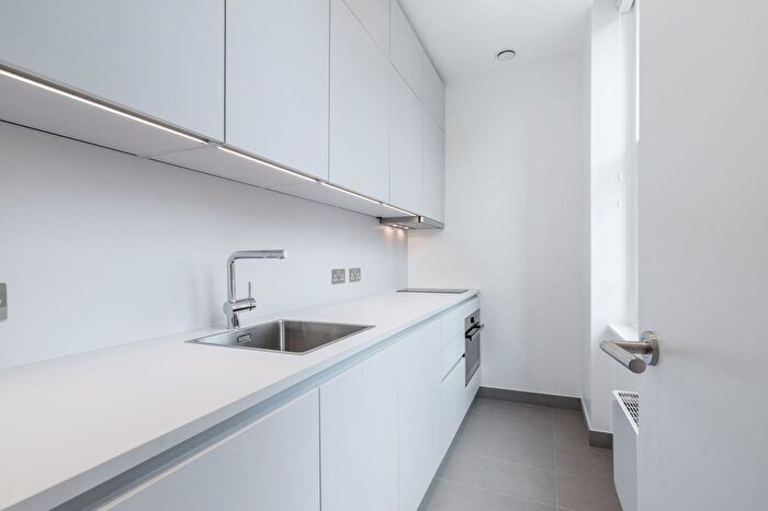 Studio To Rent In Fordwych Road, London, NW2