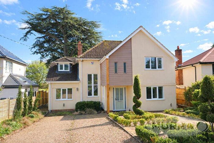4 Bedroom Detached House To Rent In Catmose Park Road, Oakham, Rutland, LE15