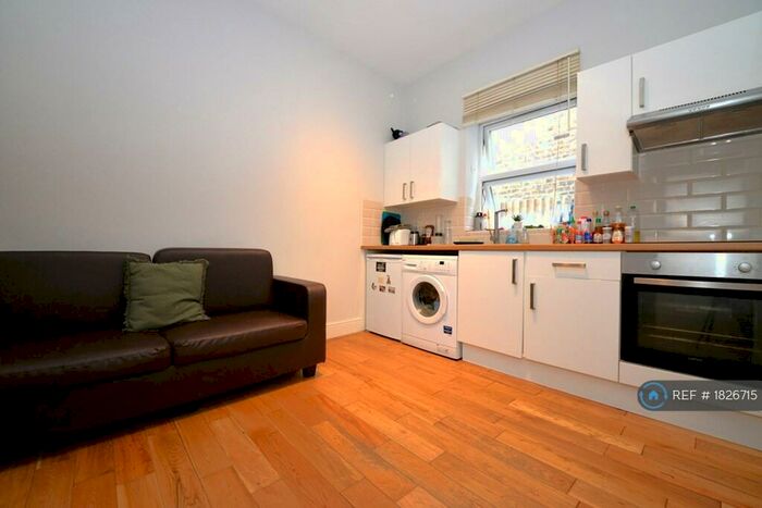 1 Bedroom Flat To Rent In Clarence Road, London, N22