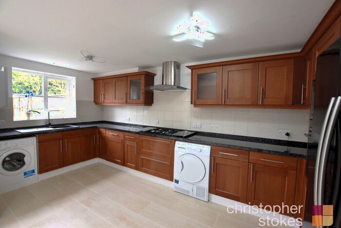 4 Bedroom Town House To Rent In Plomer Avenue, Hoddesdon, Hertfordshire, EN11