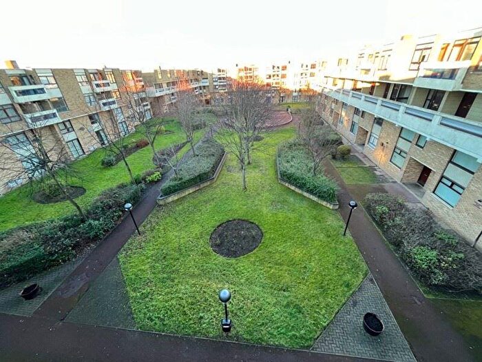 1 Bedroom Apartment For Sale In Neville Court, Washington, Tyne And Wear, NE37