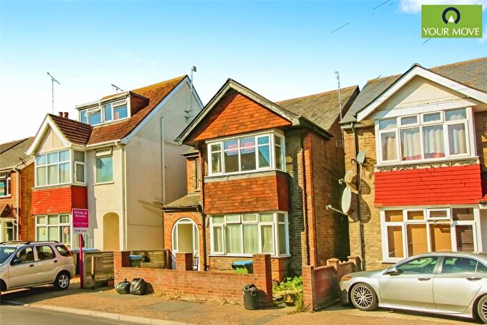 1 Bedroom Flat To Rent In Longford Road, Bognor Regis, West Sussex, PO21