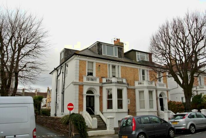 1 Bedroom Flat To Rent In Denmark Villas, Hove, ., BN3