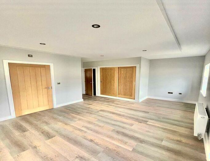 3 Bedroom Semi-Detached House To Rent In Lions Way, Cleckheaton, West Yorkshire, BD19