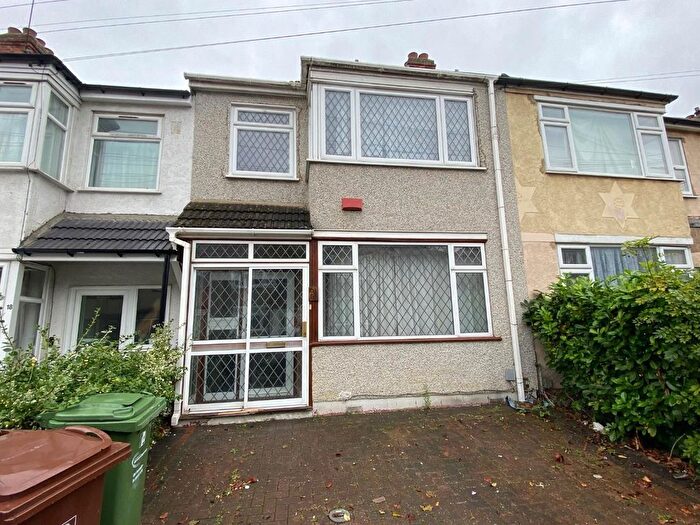 3 Bedroom Terraced House To Rent In Hamden Crescent, Dagenham, RM10