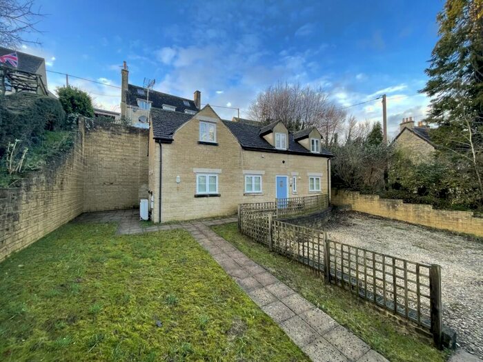 3 Bedroom Detached House For Sale In Cheltenham Road, Cirencester, Gloucestershire, GL7