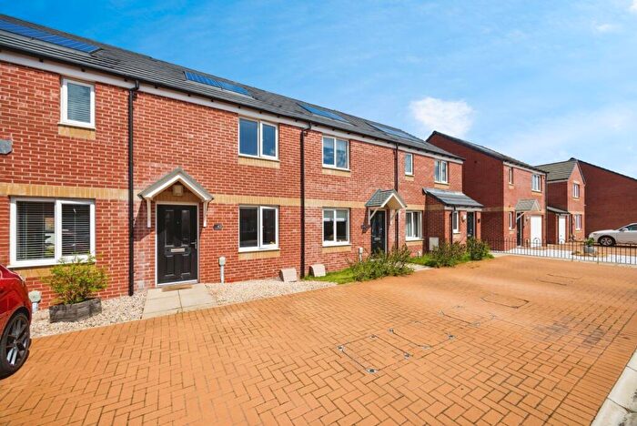 2 Bedroom Terraced House For Sale In Forth Wynd, Falkirk, Stirlingshire, FK2