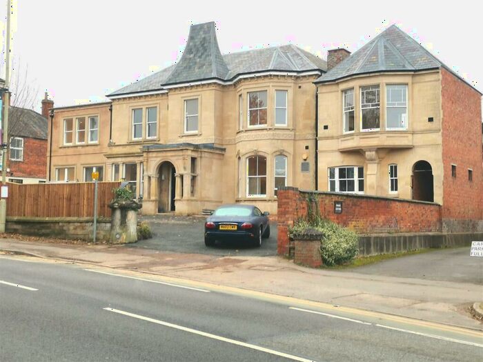 3 Bedroom Apartment To Rent In Flat Brooklands House, Northampton Road, Market Harborough, LE16