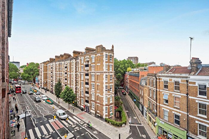 2 Bedroom Flat For Sale In Portpool Lane, London, EC1N
