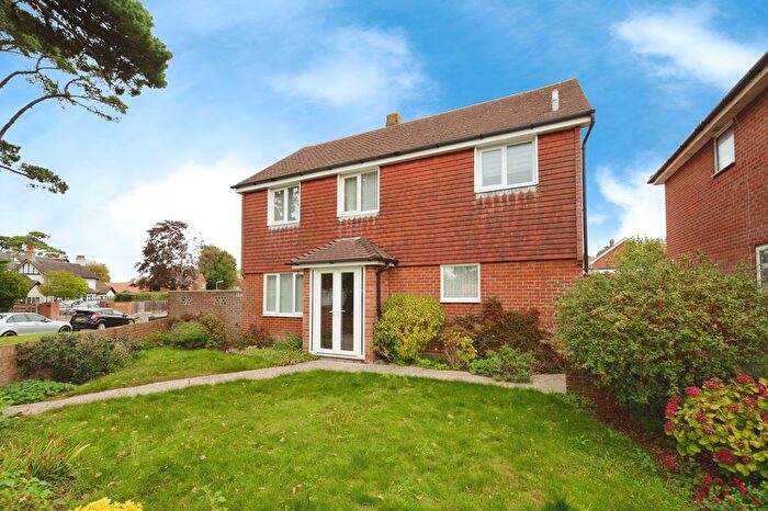 4 Bedroom Detached House For Sale In Mengham Lane, Hayling Island, Hampshire, PO11