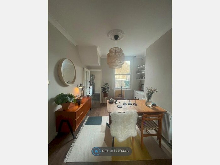 2 Bedroom Terraced House To Rent In Alabama Street, London, SE18
