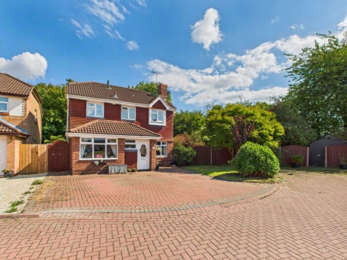 4 Bedroom Detached House For Sale In Cheshire Close, Hull, HU5