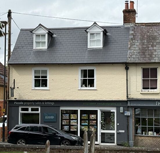 1 Bedroom Flat For Sale In Wilton, Salisbury, SP2