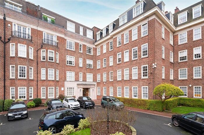 6 Bedroom Apartment For Sale In St. Stephens Close, Avenue Road, St. John's Wood, London, NW8
