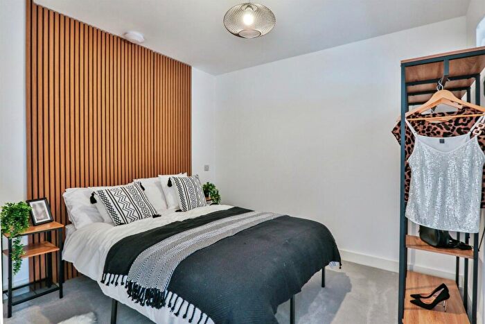 1 Bedroom Apartment For Sale In Jefferson Avenue, Poole, BH15