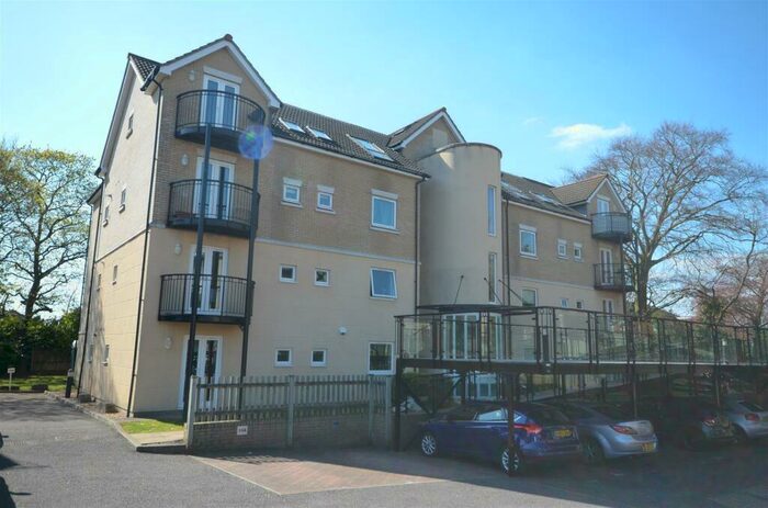 2 Bedroom Flat To Rent In Hulse Road, Banister Park, Southampton, SO15