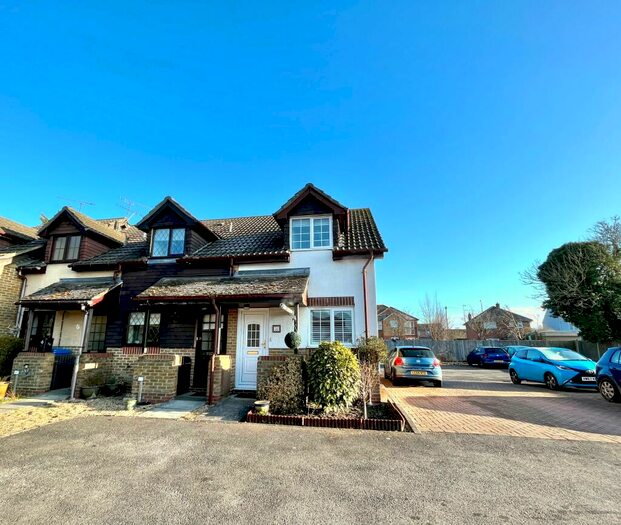 1 Bedroom End Of Terrace House To Rent In Stubbs Folly, Sandhurst, GU47