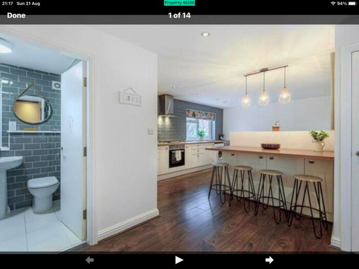 2 Bedroom Apartment To Rent In Holtdale View, Leeds, LS16